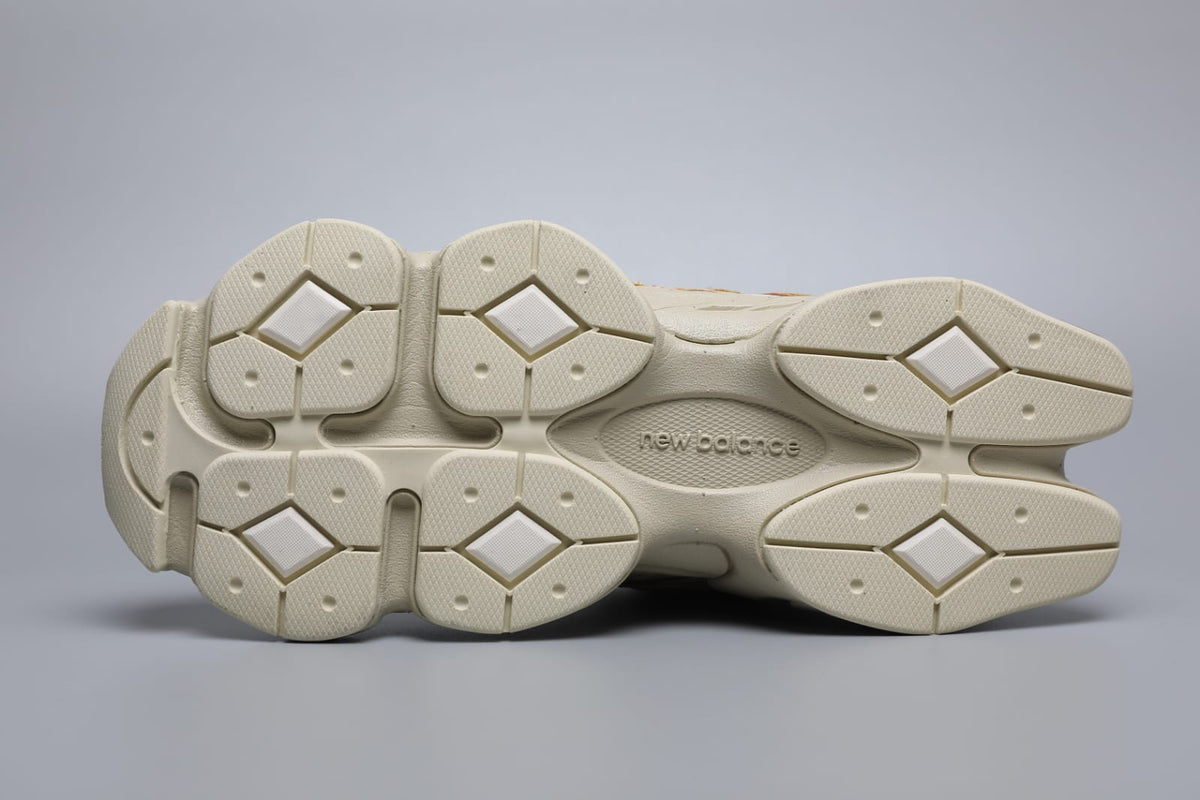 New Balance 9060 unisex-sneakers Bone Sparrow