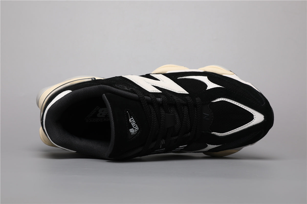 New Balance 9060 Unisex-Sneaker Schwarz-Weiß