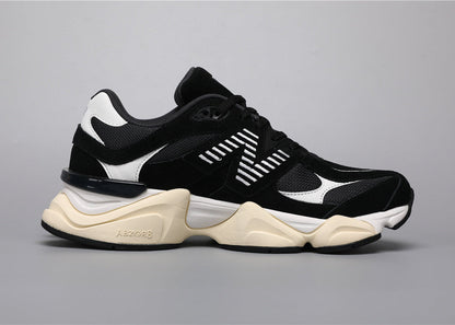 New Balance 9060 Unisex-Sneaker Schwarz-Weiß
